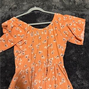 Floral Off-Shoulder top in Orange